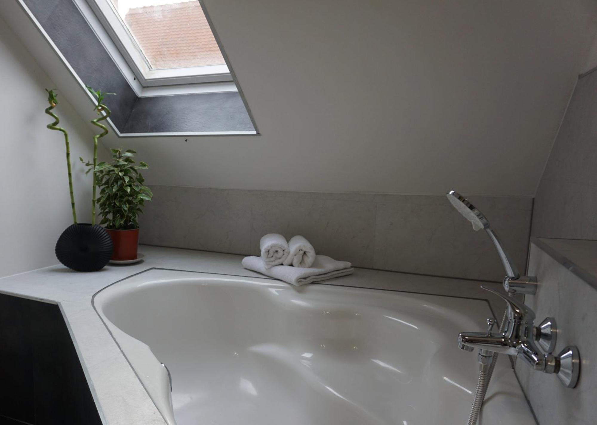 Wohlfuehl-oase In Der Altstadt Apartment Delitzsch